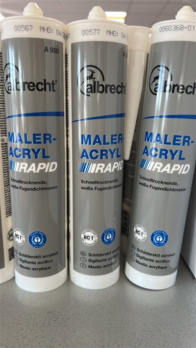 albrecht Maler-Acryl Rapid, Gebinde im Regal bei Karsen Baustoff