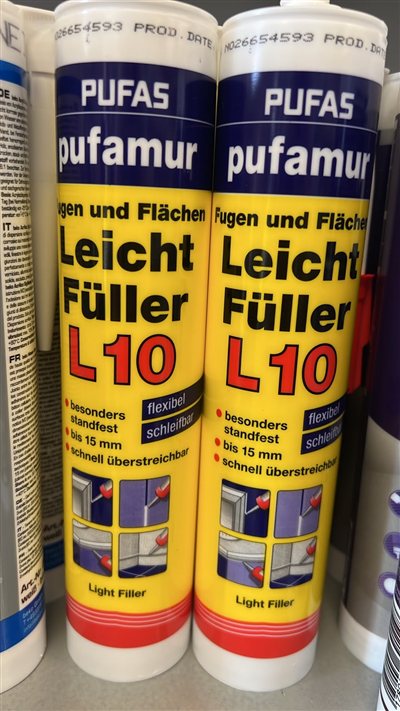 PUFAS Fugen und Flächen LeichtFüller L10, Gebinde im Regal bei Karsen Baustoff